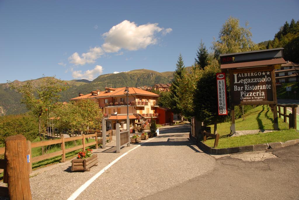 Albergo Legazzuolo Montecampione Artogne Exteriör bild